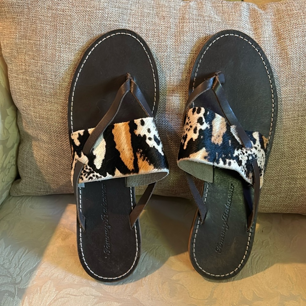 Tommy Bahama Sandals